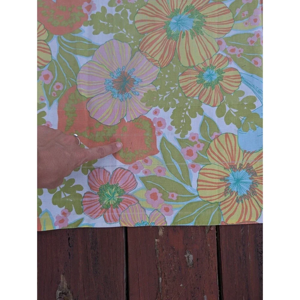 Vintage Springmaid Wondercale Queen Flat sheet 1970s Retro Floral Rajah Garden
